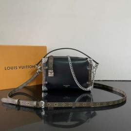 Picture of Louis Vuitton Handbags _SKUfw206730516fw